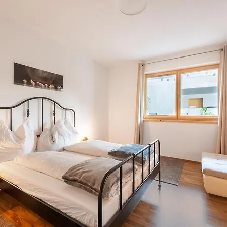 In Tyrol Near Lift, Cleaning Included Apartamento Bruck am Ziller