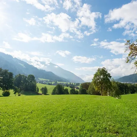 In Tyrol Near Lift, Cleaning Included * Bruck am Ziller